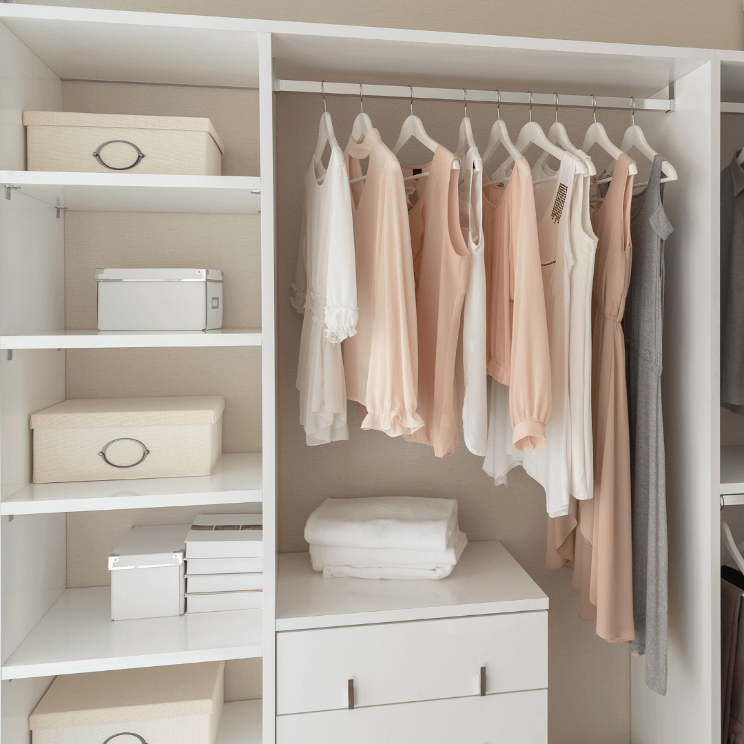 aberto ou fechado – guarda-roupa/closet?